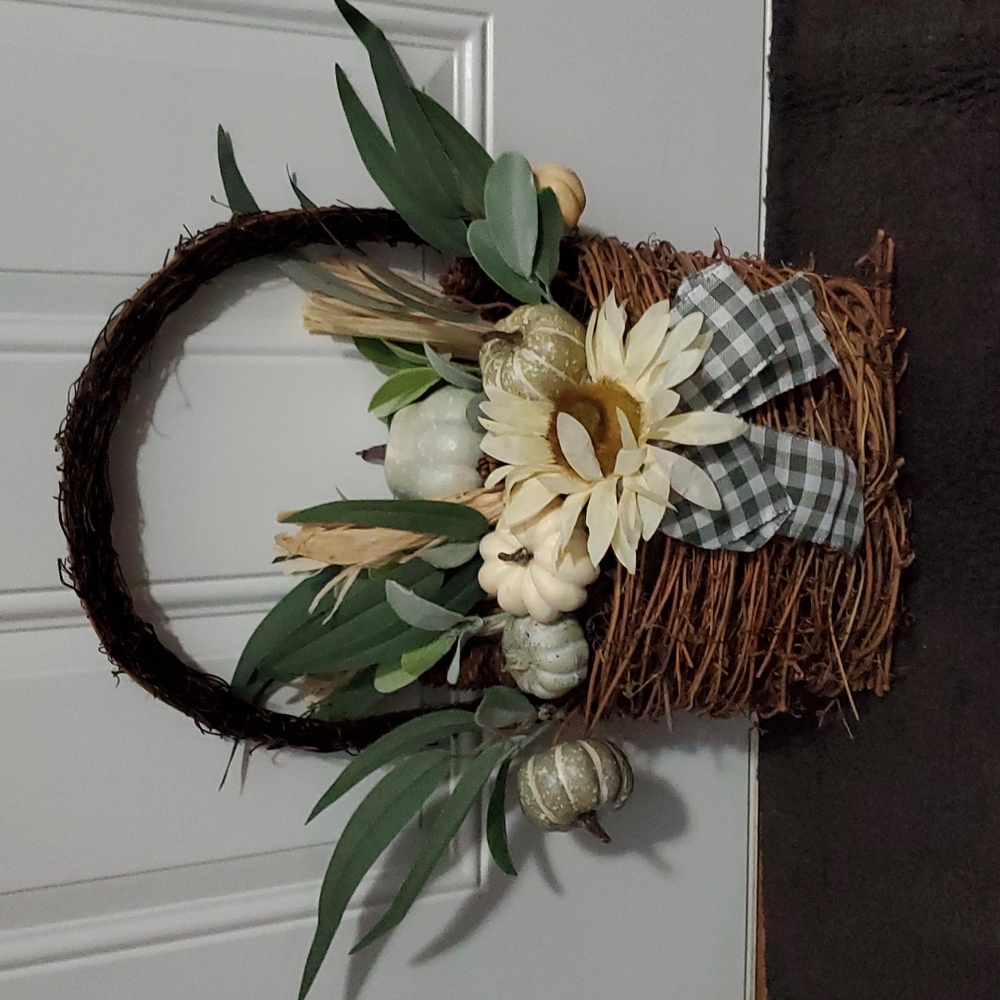 Basket wreath